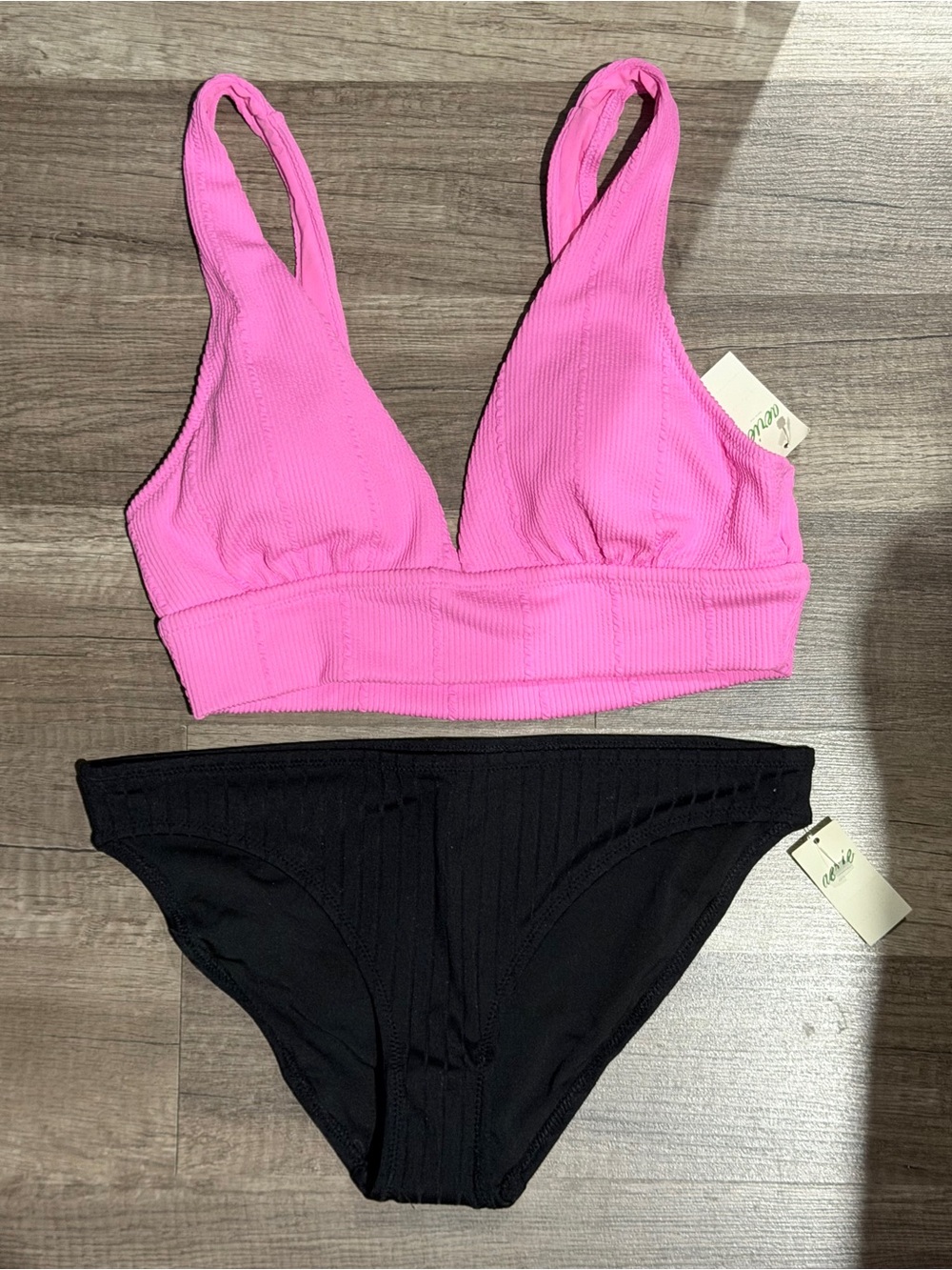 SMALL Aerie Women’s 2 Piece Bikini Swimsuit In Pink & Black  BNWTS